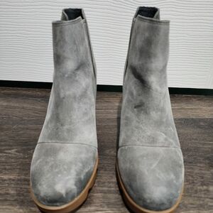 Sorel Gray Suede Women's Boots